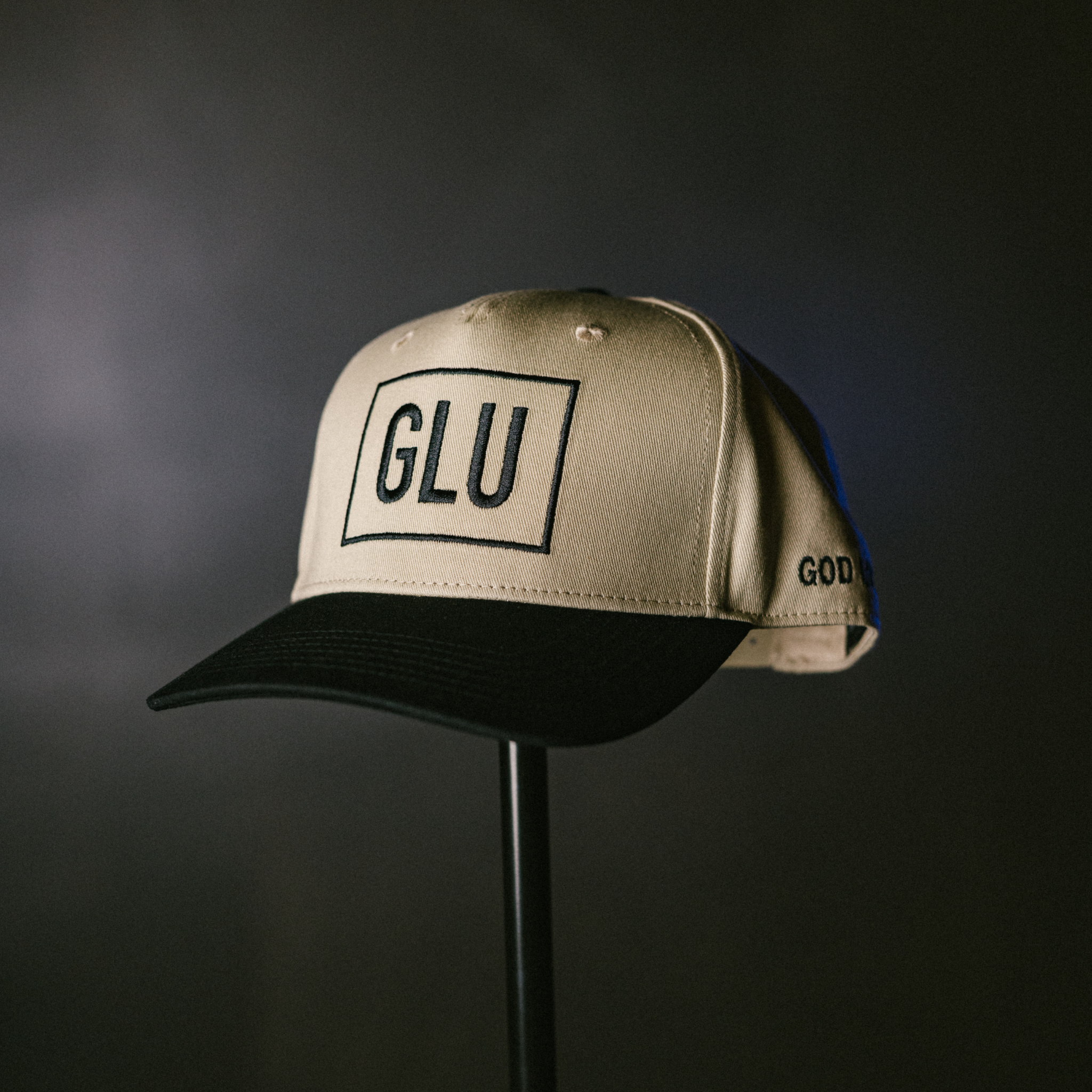 GLU Snapback - Khaki & Black